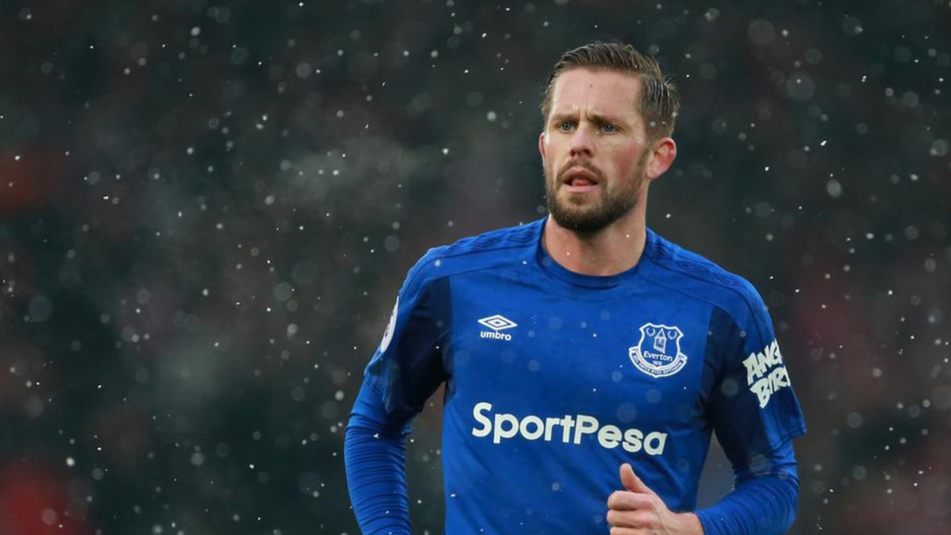 南斯拉夫队在欧预赛比赛中遭遇阻碍，再战淘汰赛，南斯拉夫被禁赛